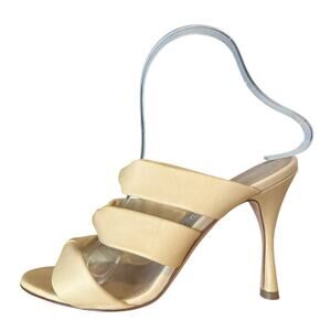 Manolo Blahnik Gyrica Bow Leather Mule Sandals Tan Heel EU 37.5